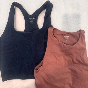 Old Navy Women's Blue and Pink Tank Tops